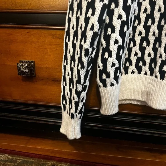 DEREK LAM 10 CROSBY SAWYER SWEATER EUC SIZE XS - Picture 4 of 11